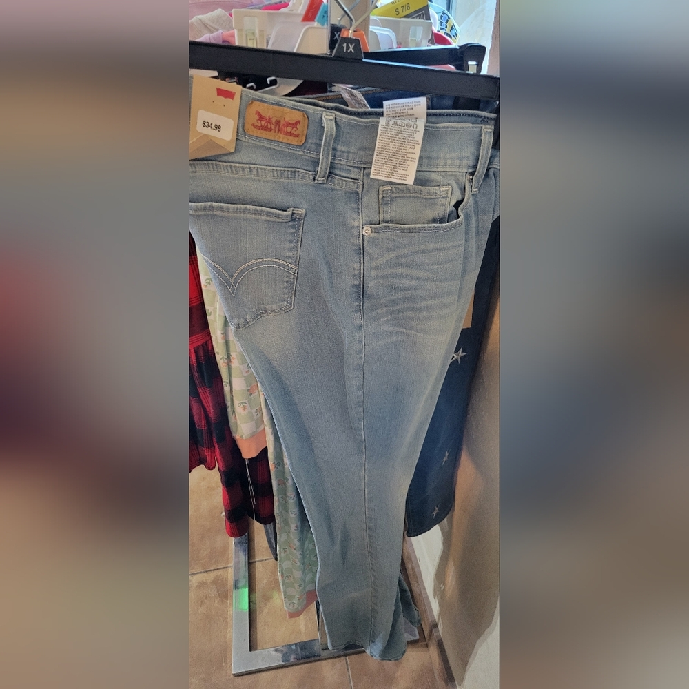 NWT Levi's Strauss jeans